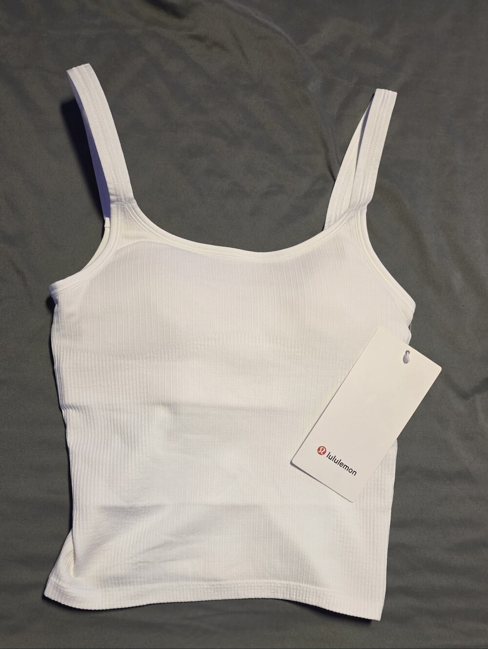 Lululemon Ebb to Street Scoop Cropped Tank B/C Size 4 New